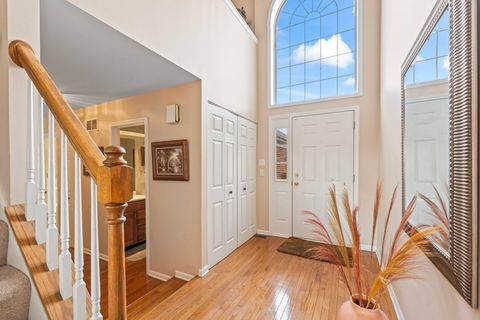 Tiny photo for 14 Corinth Court, Tinley Park, IL 60477 (MLS # 12469933)