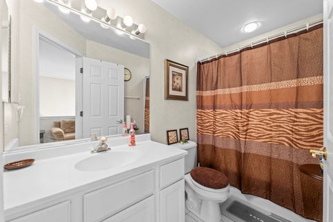 Tiny photo for 14 Corinth Court, Tinley Park, IL 60477 (MLS # 12469933)
