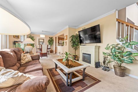 Tiny photo for 14 Corinth Court, Tinley Park, IL 60477 (MLS # 12469933)