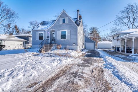 Tiny photo for 4343 Florence Avenue, Downers Grove, IL 60515 (MLS # 12453860)