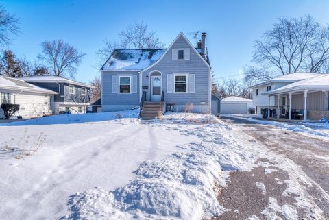 Photo of 4343 Florence Avenue, Downers Grove, IL 60515 (MLS # 12453860)