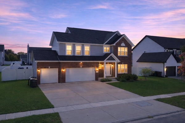 26849 W OLD KERRY GRV, CHANNAHON, IL 60410 - Image 8e4a3d756c4fafe5cf398909d5eb76d5/3082291884