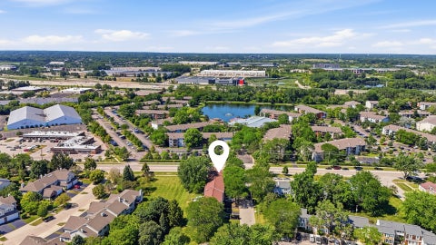 Tiny photo for 1996 Holbrook Lane, Hoffman Estates, IL 60194 (MLS # 12742158)
