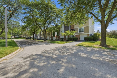 Tiny photo for 1996 Holbrook Lane, Hoffman Estates, IL 60194 (MLS # 12742158)