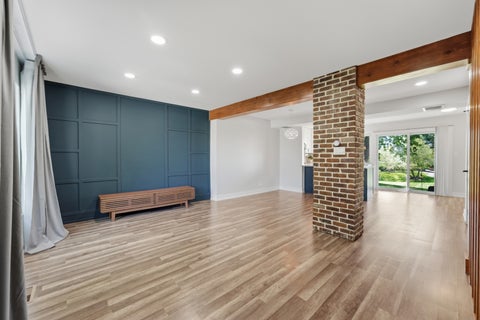 Tiny photo for 1996 Holbrook Lane, Hoffman Estates, IL 60194 (MLS # 12742158)