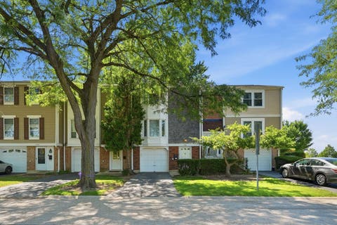 Photo of 1996 Holbrook Lane, Hoffman Estates, IL 60194 (MLS # 12742158)
