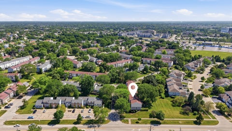 Tiny photo for 1996 Holbrook Lane, Hoffman Estates, IL 60194 (MLS # 12742158)