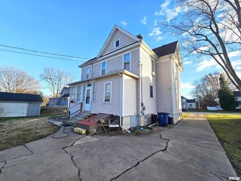 Tiny photo for 115 E COURT Street, Cambridge, IL 61238 (MLS # QC4269708)