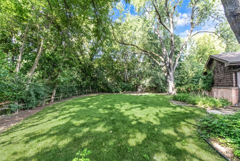 Tiny photo for 10 Hollycourt Terrace, Lake Zurich, IL 60047 (MLS # 12704100)