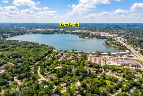 Tiny photo for 10 Hollycourt Terrace, Lake Zurich, IL 60047 (MLS # 12704100)
