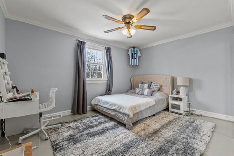 Tiny photo for 401 69th Street, Darien, IL 60561 (MLS # 12540139)