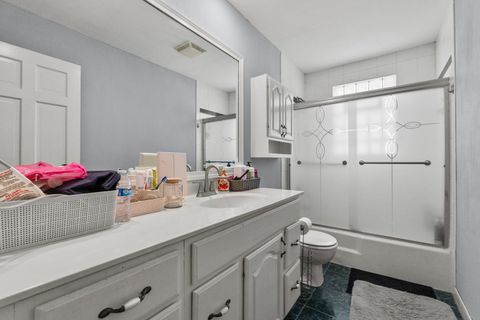 Tiny photo for 401 69th Street, Darien, IL 60561 (MLS # 12540139)