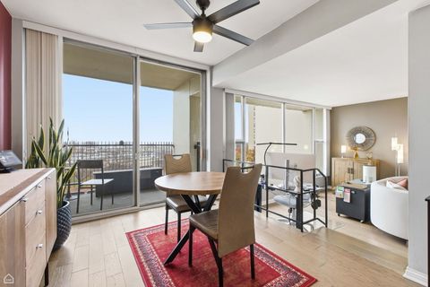 Tiny photo for 3200 N LAKE SHORE Drive #604, Chicago, IL 60657 (MLS # 12523161)