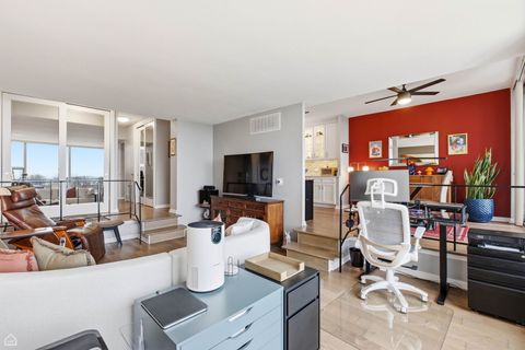 Tiny photo for 3200 N LAKE SHORE Drive #604, Chicago, IL 60657 (MLS # 12523161)
