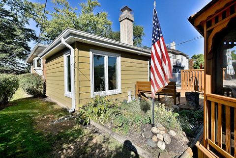 Tiny photo for 1105 S Fern Drive, Mount Prospect, IL 60056 (MLS # 12493134)