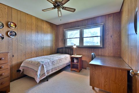 Tiny photo for 1105 S Fern Drive, Mount Prospect, IL 60056 (MLS # 12493134)