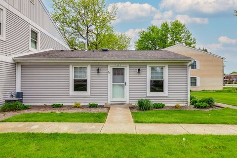 Photo of 247 Sunset Court #247, Vernon Hills, IL 60061 (MLS # 12638217)
