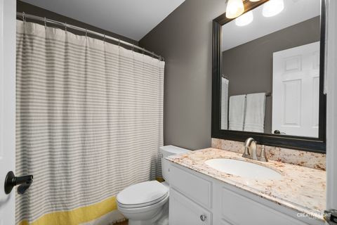 Tiny photo for 1961 MISTY RIDGE Lane, Aurora, IL 60503 (MLS # 12439134)