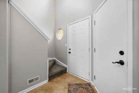 Tiny photo for 1961 MISTY RIDGE Lane, Aurora, IL 60503 (MLS # 12439134)