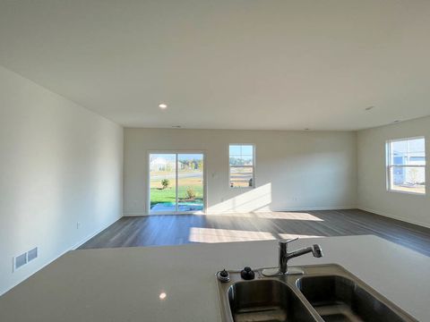 Tiny photo for 1057 Williamsburg Street, Pingree Grove, IL 60140 (MLS # 12495062)