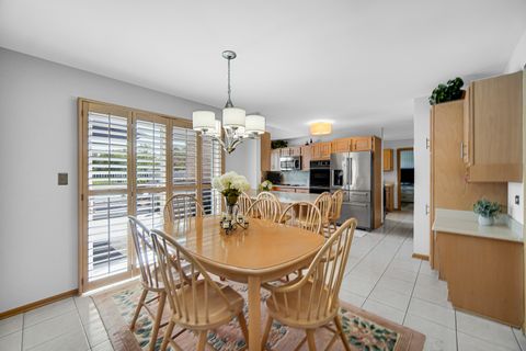 Tiny photo for 1809 185th Street, Lansing, IL 60438 (MLS # 12705230)