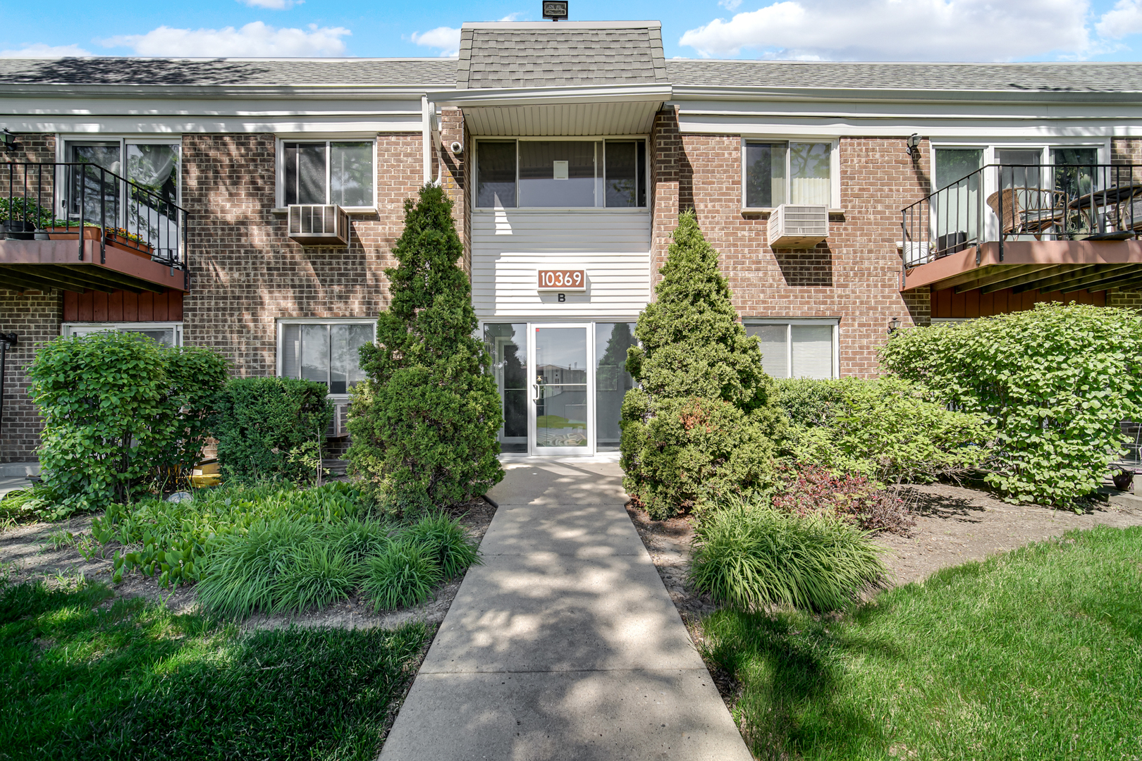10369 DEARLOVE Road 1F