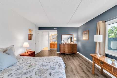 Tiny photo for 690 Chandler Road #102, Gurnee, IL 60031 (MLS # 12488530)