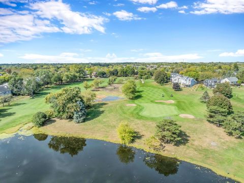 Tiny photo for 690 Chandler Road #102, Gurnee, IL 60031 (MLS # 12488530)