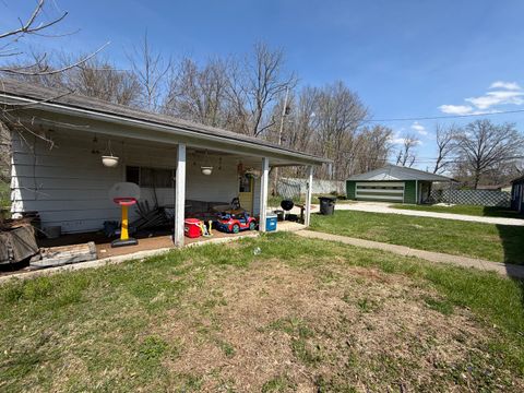Tiny photo for 1305 Parkview Drive, Danville, IL 61832 (MLS # 12603435)