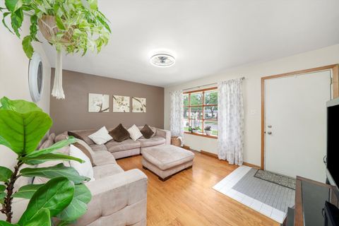 Tiny photo for 18503 Arcadia Avenue, Lansing, IL 60438 (MLS # 12468564)