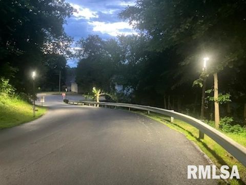 Tiny photo for 1800 7th Street #10B, East Moline, IL 61244 (MLS # 12571787)