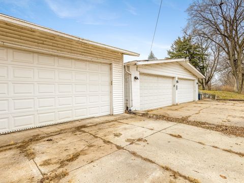 Tiny photo for 3619 Chippewa Avenue, Rockford, IL 61102 (MLS # 12524060)