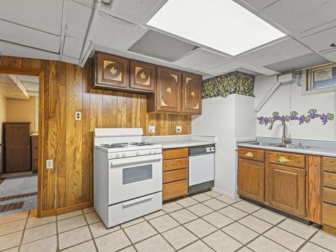 Tiny photo for 3619 Chippewa Avenue, Rockford, IL 61102 (MLS # 12524060)