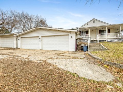 Tiny photo for 3619 Chippewa Avenue, Rockford, IL 61102 (MLS # 12524060)
