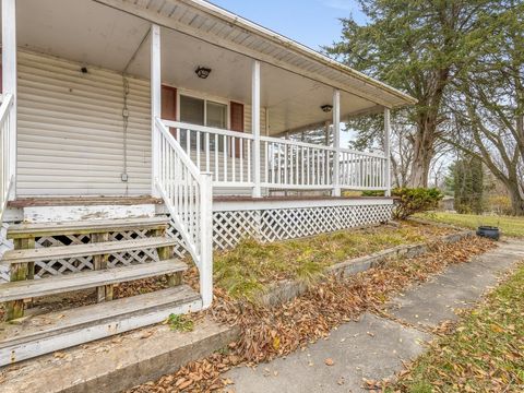 Tiny photo for 3619 Chippewa Avenue, Rockford, IL 61102 (MLS # 12524060)