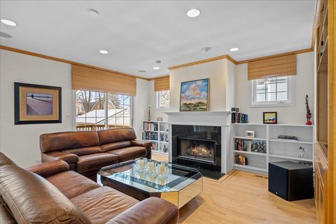 Tiny photo for 635 Melrose Avenue, Kenilworth, IL 60043 (MLS # 12565185)