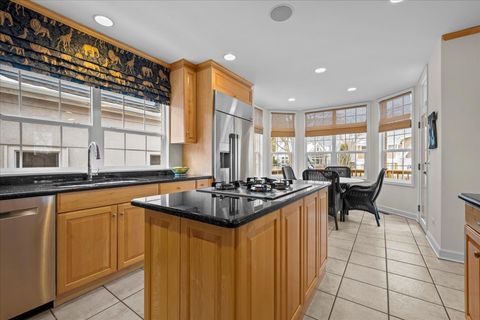 Tiny photo for 635 Melrose Avenue, Kenilworth, IL 60043 (MLS # 12565185)