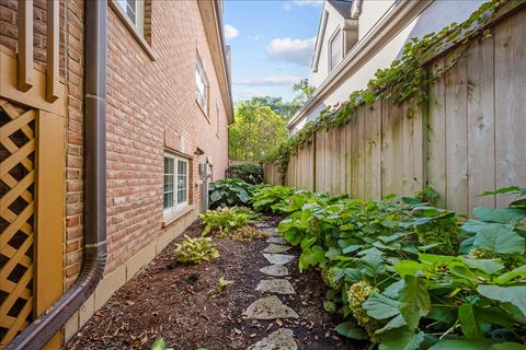 Tiny photo for 635 Melrose Avenue, Kenilworth, IL 60043 (MLS # 12565185)
