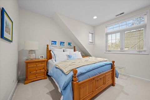 Tiny photo for 635 Melrose Avenue, Kenilworth, IL 60043 (MLS # 12565185)