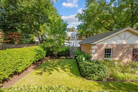 Tiny photo for 635 Melrose Avenue, Kenilworth, IL 60043 (MLS # 12565185)