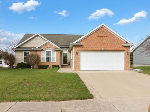 Photo of 2219 Bracebridge Road, Bloomington, IL 61705 (MLS # 12605995)