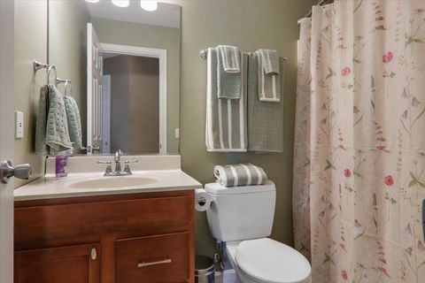 Tiny photo for 2219 Bracebridge Road, Bloomington, IL 61705 (MLS # 12605995)