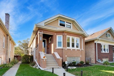 Tiny photo for 2734 Wesley Avenue, Berwyn, IL 60402 (MLS # 12797161)