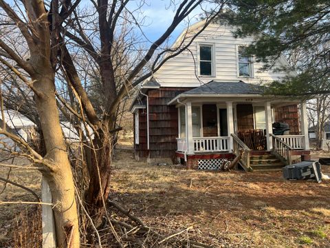 Tiny photo for 809 W Columbia Street, Danville, IL 61832 (MLS # 12312545)