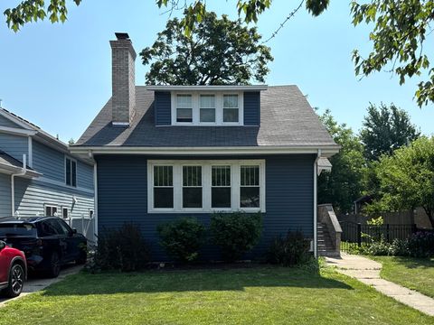 Tiny photo for 405 S Gilbert Avenue S, La Grange, IL 60625 (MLS # 12550295)