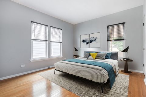 Tiny photo for 405 S Gilbert Avenue S, La Grange, IL 60625 (MLS # 12550295)