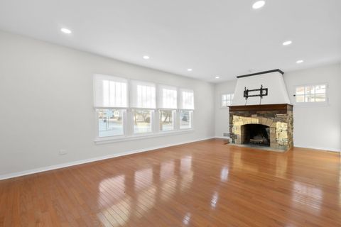 Tiny photo for 405 S Gilbert Avenue S, La Grange, IL 60625 (MLS # 12550295)