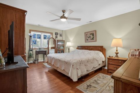 Tiny photo for Glen Ellyn, IL 60137 (MLS # 12618705)