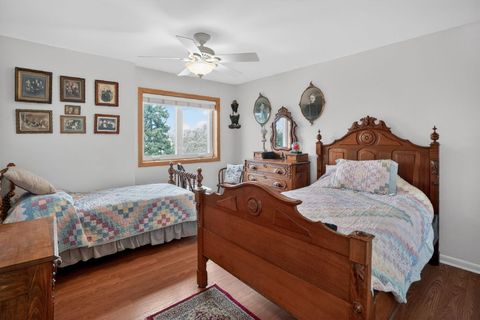 Tiny photo for Glen Ellyn, IL 60137 (MLS # 12618705)