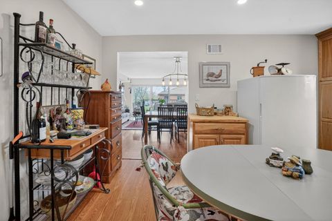 Tiny photo for Glen Ellyn, IL 60137 (MLS # 12618705)